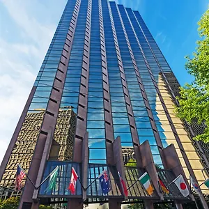 Hotel Crowne Plaza Newly Renovated With No Fee, Seattle